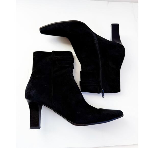 Salvatore Ferragamo Shoes - VTG 90s Salvatore Ferragamo Molly Black Suede Heeled Ankle Boots Womens 9.5